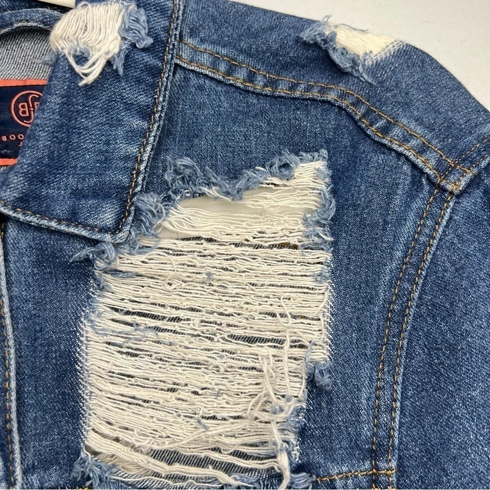 BBJ Women’s Distressed Denim Jean Jacket Size M 100% Cotton Blue Was Long Sleeve - Picture 2 of 15